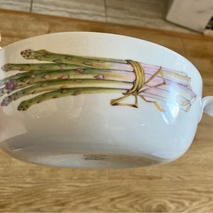 "EVESHAM"  Serving Dish, True Porcelain Oven to Table . Royal Worcester